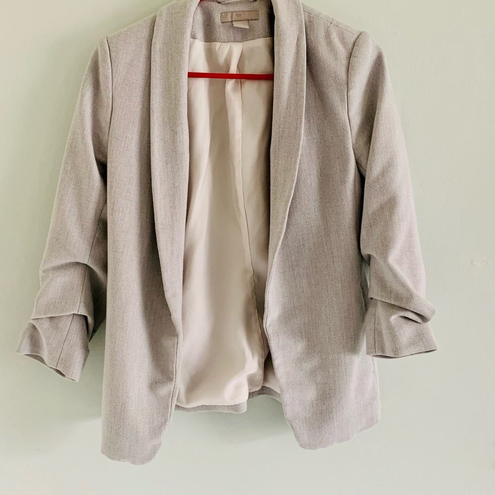 Light Grey Open H&M blazer for Spring